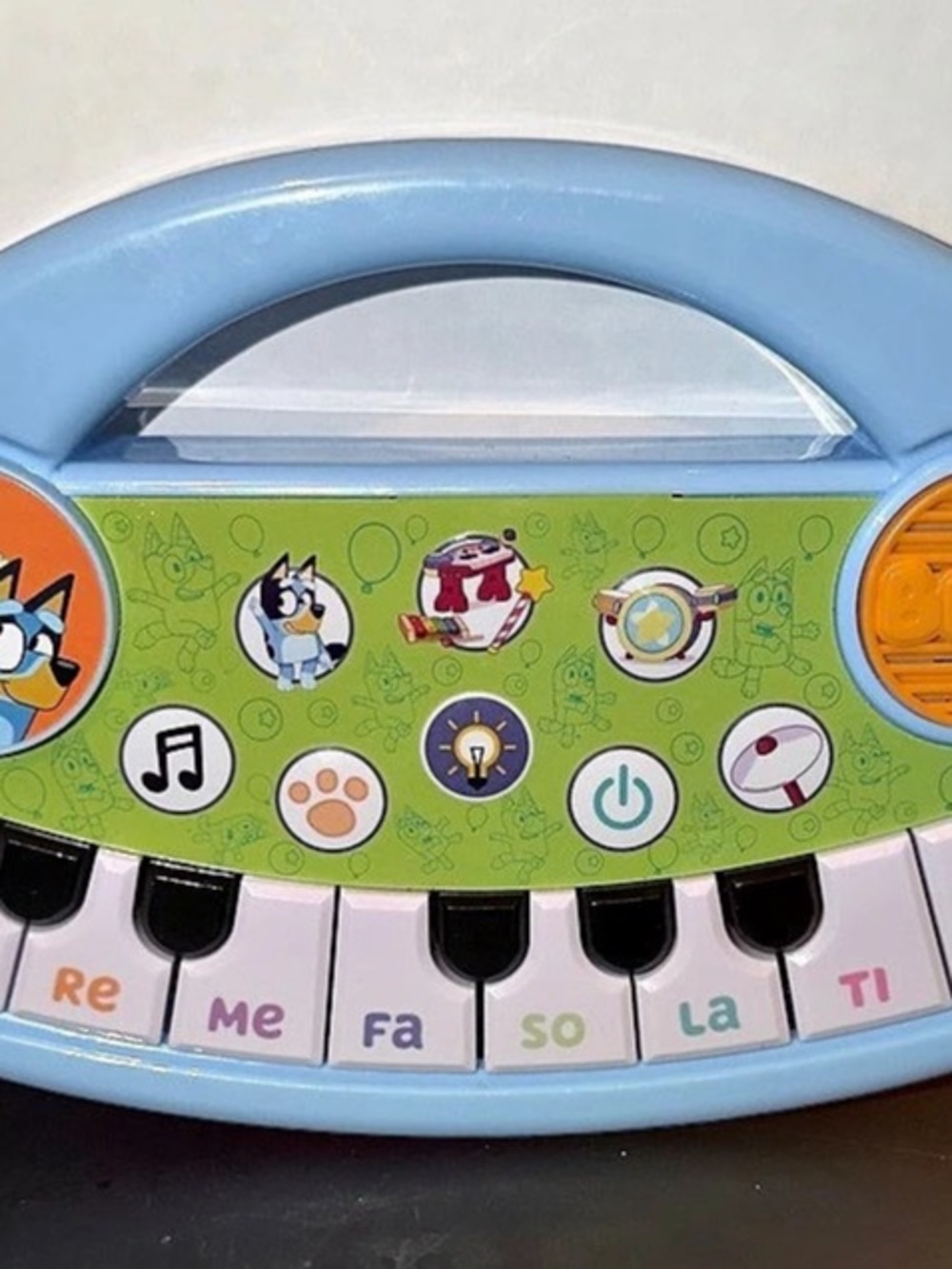 Bluey Music Time Electronic Keyboard Blue & Green